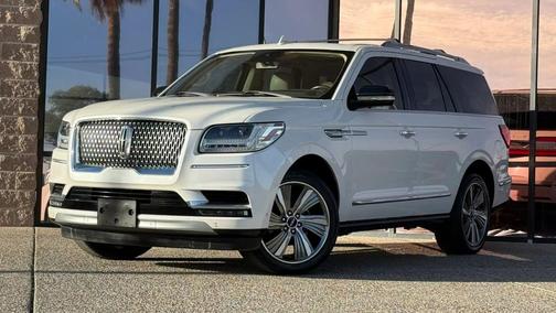 White Platinum Metallic Tri-Coat 2019 Lincoln Navigator Reserve