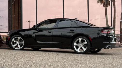 Pitch Black Clearcoat 2018 Dodge Charger R/T