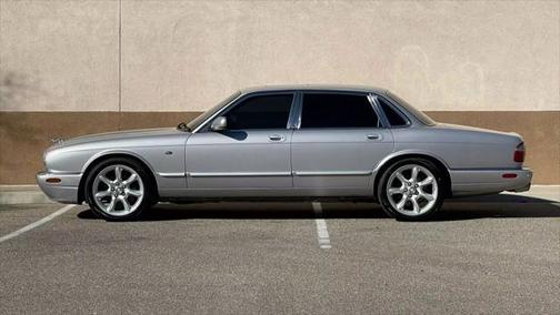 2002 Jaguar XJR XJR