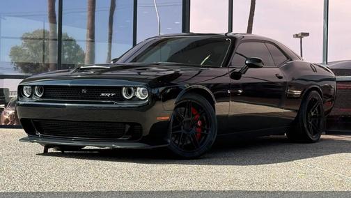 Pitch Black Clearcoat 2015 Dodge Challenger SRT Hellcat