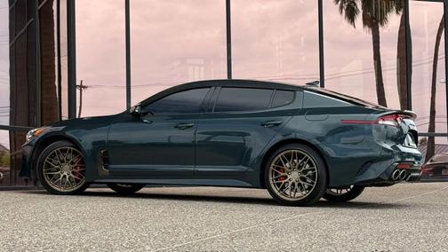 Ascot Green 2022 Kia Stinger GT1