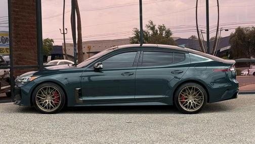 Ascot Green 2022 Kia Stinger GT1