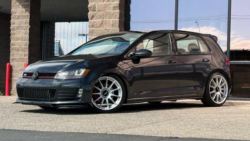 2016 Volkswagen Golf GTI 2.0T SE 4-Door