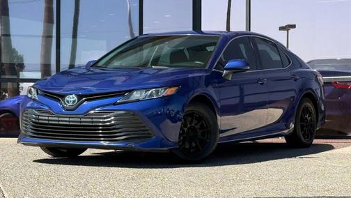 Blue Crush Metallic 2018 Toyota Camry Hybrid LE