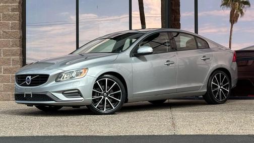 2017 Volvo S60 T5 Dynamic