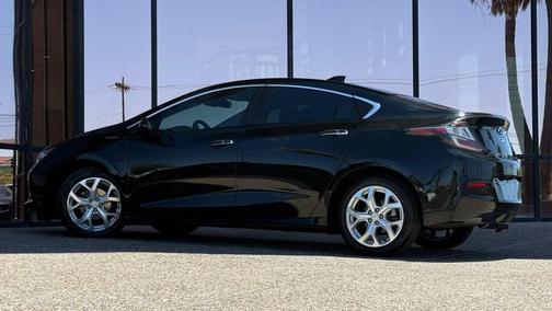 Mosaic Black Metallic 2018 Chevrolet Volt Premier