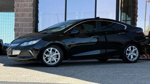 Mosaic Black Metallic 2018 Chevrolet Volt Premier