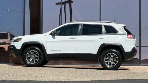 2020 Jeep Cherokee Trailhawk