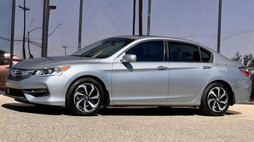 2017 Honda Accord EX-L w/Navigation & Honda Sensing