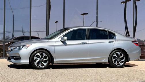 2017 Honda Accord EX-L w/Navigation & Honda Sensing