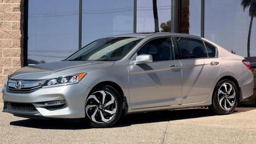 2017 Honda Accord EX-L w/Navigation & Honda Sensing