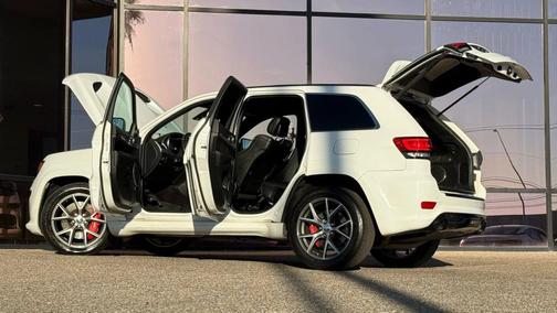 2015 Jeep Grand Cherokee SRT