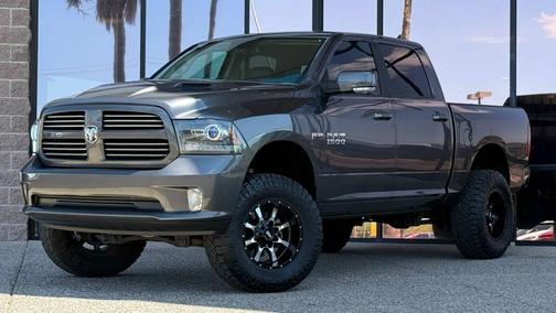 Granite Crystal Metallic Clearcoat 2016 RAM 1500 Sport