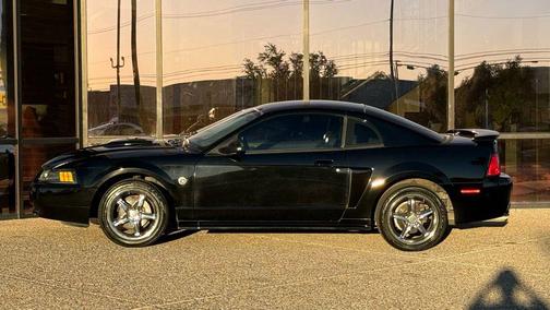 2004 Ford Mustang GT
