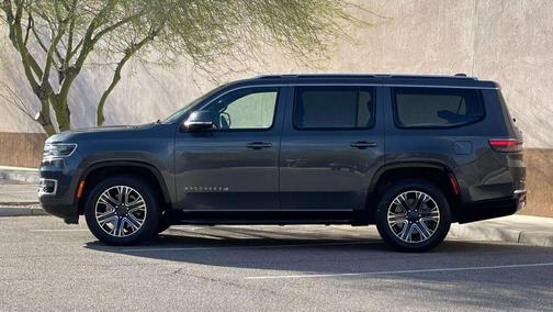 2022 Jeep Wagoneer Series III 4x4