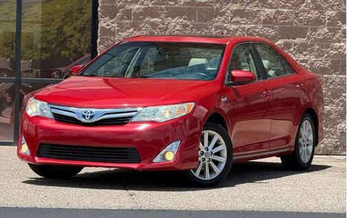 2012 Toyota Camry Hybrid XLE