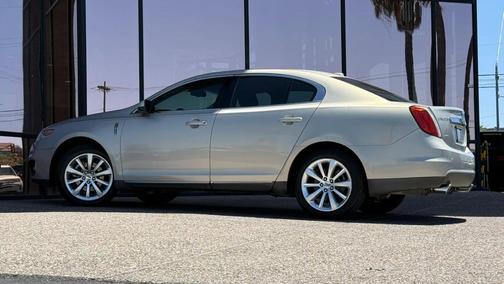 2009 Lincoln MKS Base
