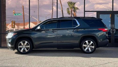 2021 Chevrolet Traverse LT Leather