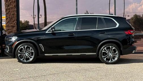 Jet Black 2022 BMW X5 sDrive40i