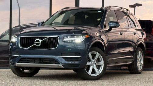 2019 Volvo XC90 Momentum