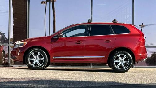 2015 Volvo XC60 T6 Platinum