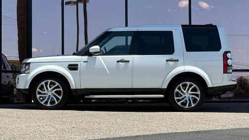White 2016 Land Rover LR4 Base