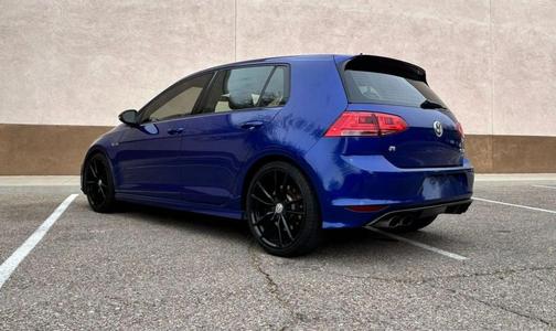 2017 Volkswagen Golf R 2.0T DSG