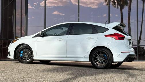 Frozen White 2016 Ford Focus RS Base