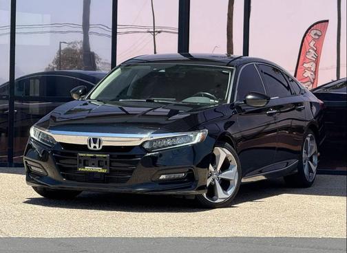 2018 Honda Accord Touring 2.0T