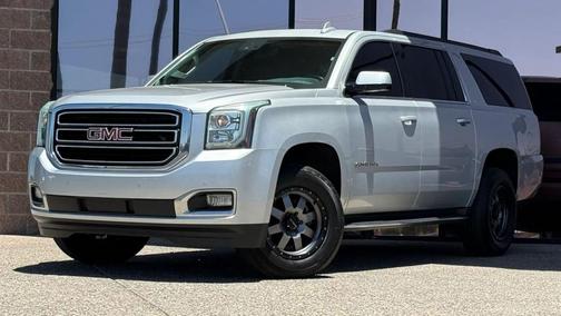 Quicksilver Metallic 2016 GMC Yukon XL SLT