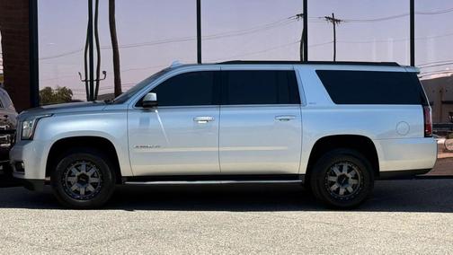 Quicksilver Metallic 2016 GMC Yukon XL SLT