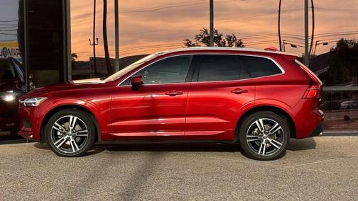 2019 Volvo XC60 T5 Momentum