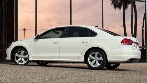 2013 Volkswagen Passat 2.5 SE