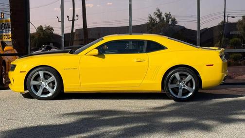 Rally Yellow 2011 Chevrolet Camaro 2SS