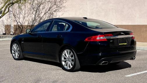 2011 Jaguar XF R