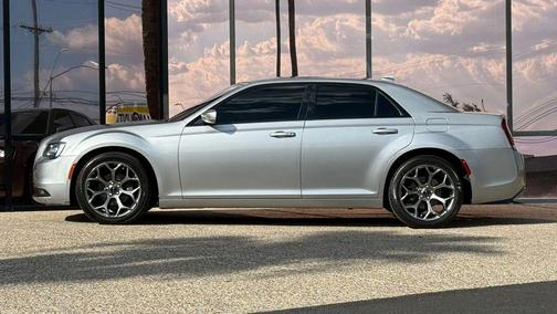 2018 Chrysler 300 S