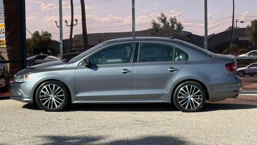 Platinum Gray Metallic 2016 Volkswagen Jetta 1.8T Sport