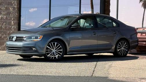 Platinum Gray Metallic 2016 Volkswagen Jetta 1.8T Sport