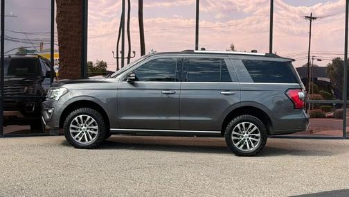 Magnetic Metallic 2018 Ford Expedition Limited