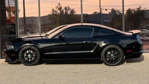 2014 Ford Mustang V6