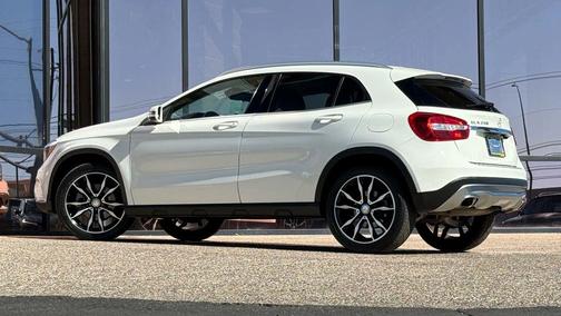 2017 Mercedes-Benz GLA 250 Base