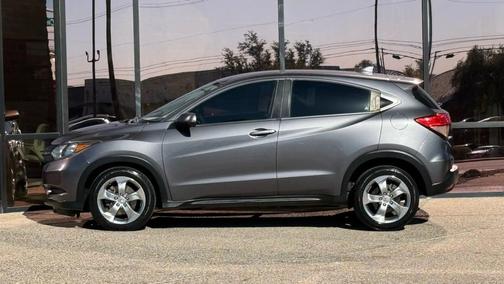 2017 Honda HR-V LX
