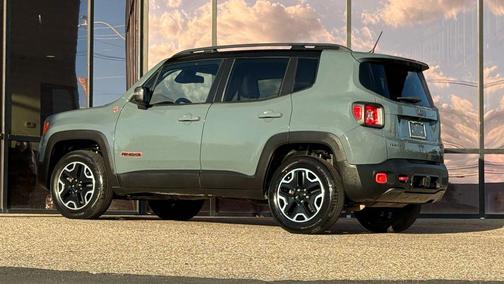 2016 Jeep Renegade Trailhawk