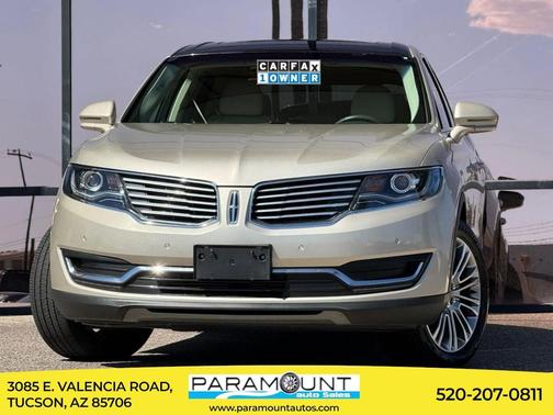 Palladium White Gold Metallic 2017 Lincoln MKX Reserve