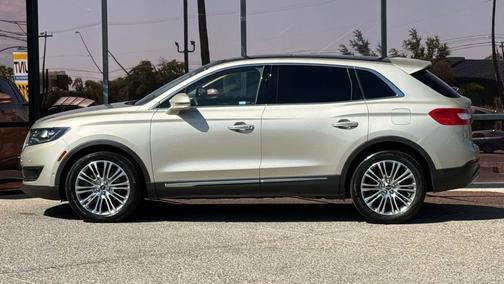 Palladium White Gold Metallic 2017 Lincoln MKX Reserve