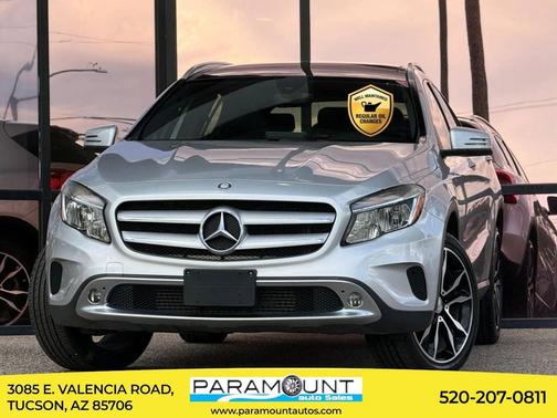 Polar Silver Metallic 2017 Mercedes-Benz GLA 250 Base