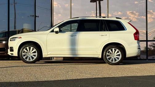 2018 Volvo XC90 T5 Momentum