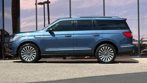 Blue Diamond 2020 Lincoln Navigator Reserve