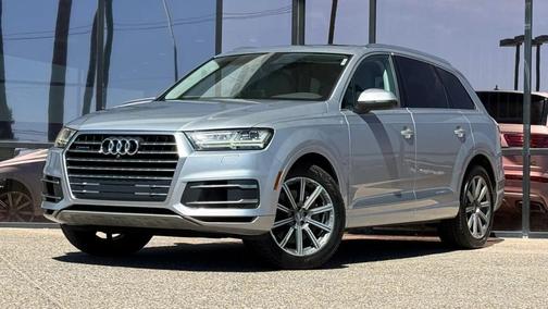 2019 Audi Q7 55 Premium Plus