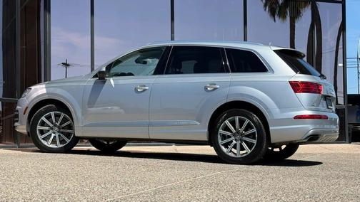 2019 Audi Q7 55 Premium Plus